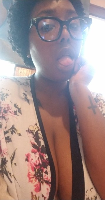 Watch ✨️ Dutch Coco ✨️is Home's leaked NSFW photo on TwXstars