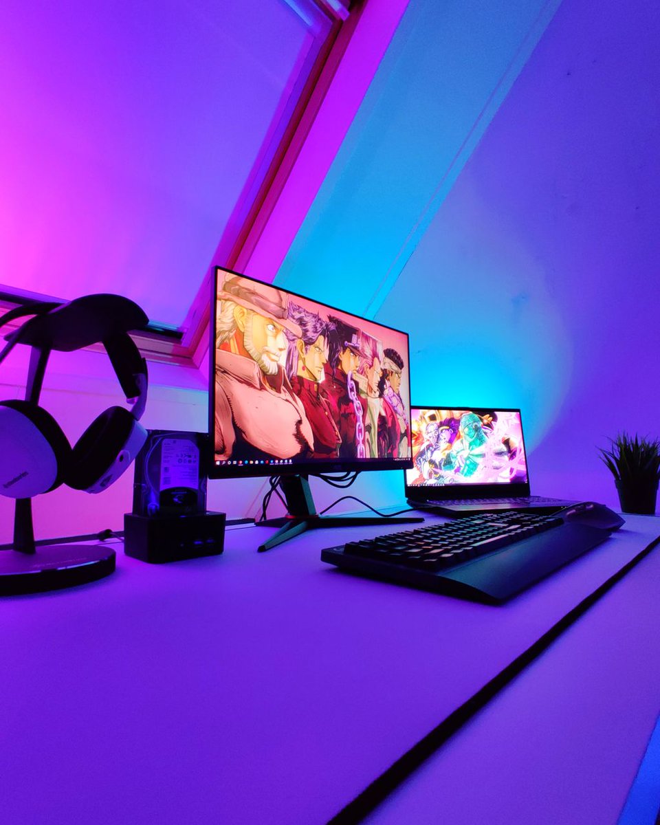 TechTimeNL's tweet photo. Wat vind jij van deze setup? 😏
Video staat nu online >> https://t.co/dA0jIk6ME4
.
.
.
.
#Setuptour #HomeOffice #WorkFromHome #Workingspace #desksetup #desksetups #setup #setupinspiration #showmyrig #homesetup #gamingsetup #laptop #laptopsetup #intel #intel10thgen #Aorus #Aorus7 https://t.co/thCXS0qcat