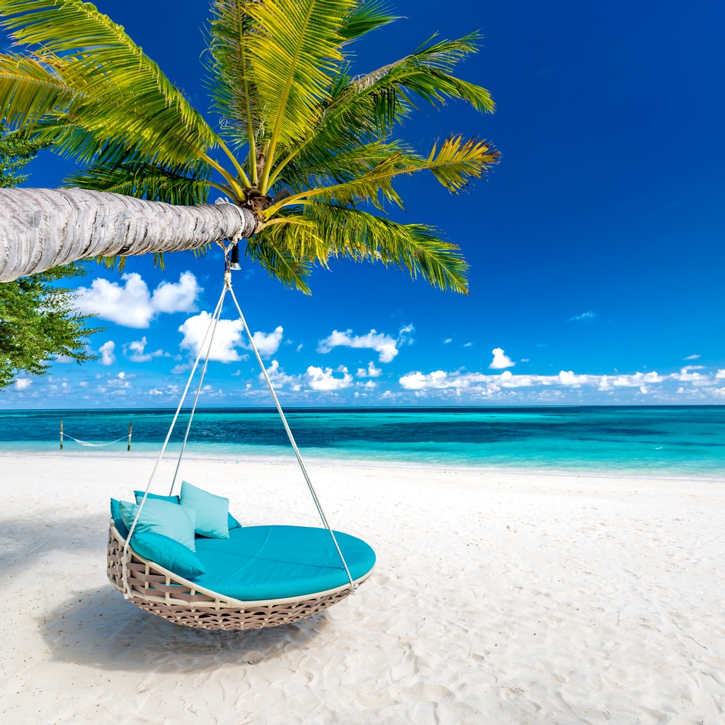 What warm-weather destinations are you dreaming of right now?