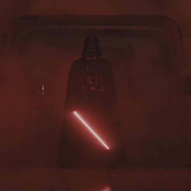 Hamza_phoenixx's tweet photo. It is unwise to face a skywalker in a Hallway 
#TheMandalorian  #lukeskywalker https://t.co/q5lJA1Q5k4