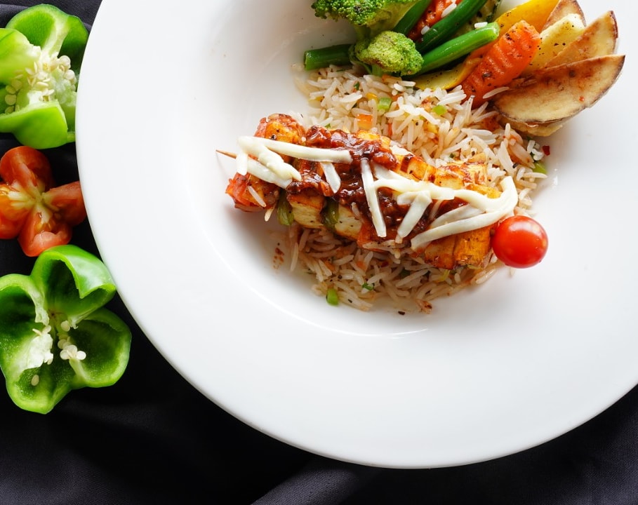 ekaclubamd's tweet photo. Perfect for Friday night meal!
A healthy, light and tasty dish for all food lovers.
#FoodAtEKA #experienceEKA #Food #Yummy #FoodPhotography #Club #Restaurant #Members #Ahmedabad https://t.co/GeaqBYuSEK