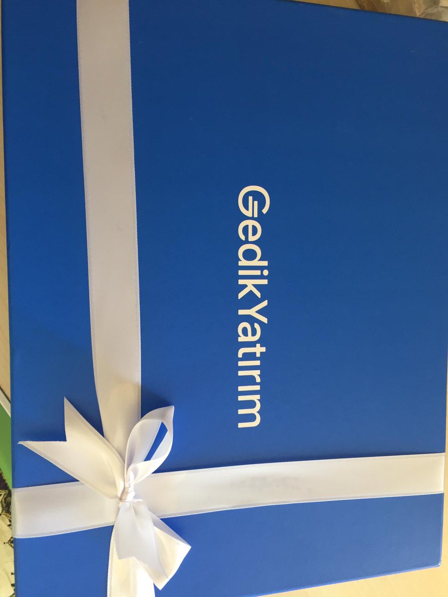 CanBastemur's tweet photo. Tüm hediler için teşekkür ederim. Adıma ihtiyaç sahibi öğrencilere  katkıda bulunmak gibi ince bir düşünce için ayrıca teşekkür etmek isterim. Diğer yatırım kuruluşlarına örnek olması temennisi ile...👏 #gedikyatırım https://t.co/wpbhxnQKyg