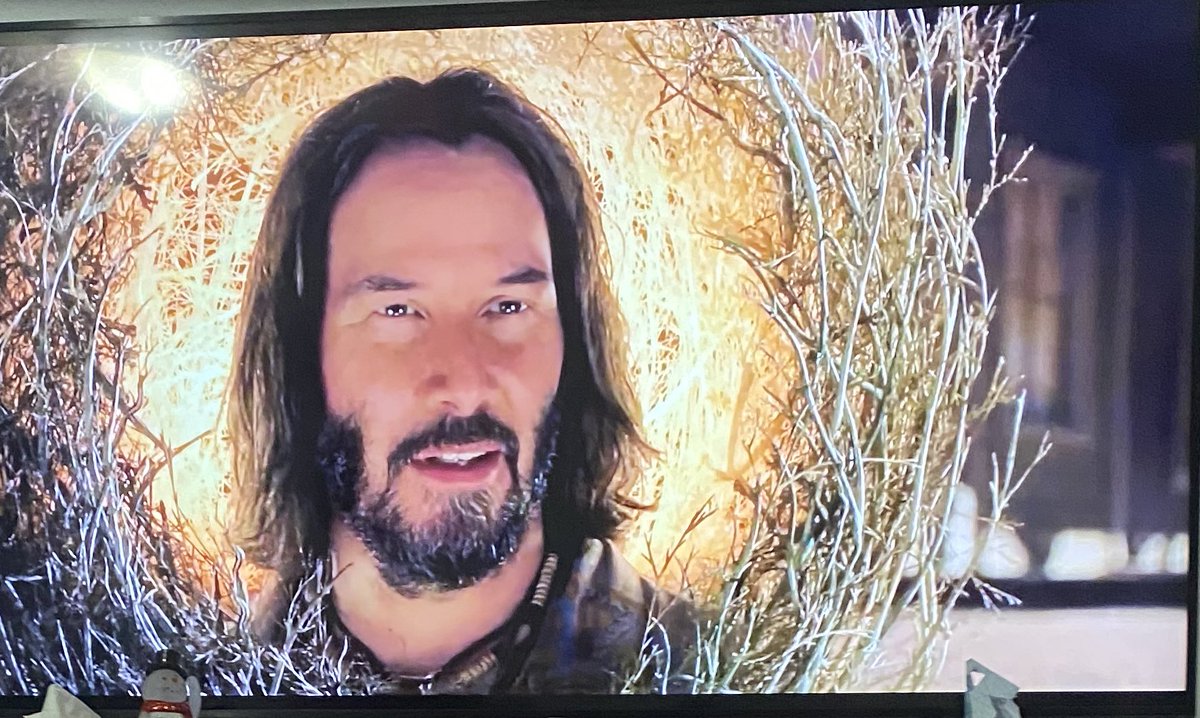 sarajmcghee's tweet photo. What is happening? #sage #KeanuReeves #surprise #SpongeBobMovie #WordsOfWisdom #spiritguide https://t.co/1WzWrWGGGf