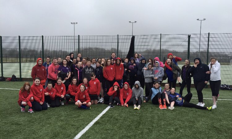 _JonathanHooper's tweet photo. 5 years has flown by! Such a rewarding experience as a hub officer @CCYD_school Spreading the rugby love to so many brilliant girls & boys. 🏉☔️#RainydaysandRugby #2015Edition https://t.co/0ESzTLWaZD