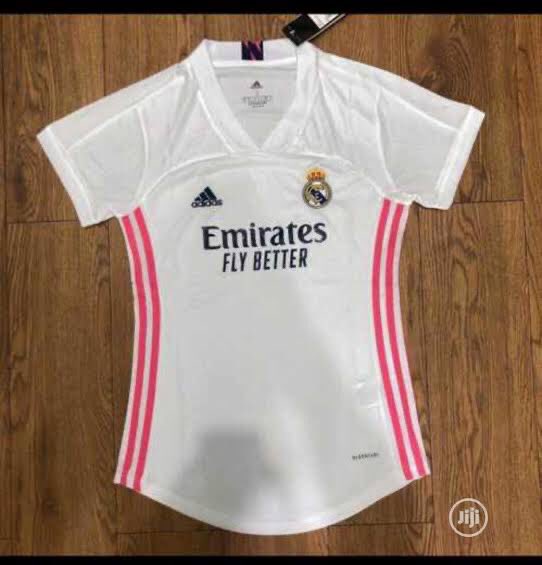 Ibn_Rabiu_Jr's tweet photo. I have these original female jerseys for sale at an affordable price of 3500 only. 
We also customize at cheaper rate. 
Location 📍ABUJA 
Help me retweet ♻as my buyer Is In your timeline 🙏🙇‍♂️
#DominosBBQMEGA #BuyGetAndGift #FreebieFriday #AbujaTwitterCommunity #tgif #TGIF https://t.co/pcgsap487P