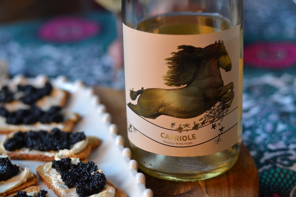 Boozy_Foodie's tweet photo. Decadence all the way! Cavalli's award-winning Estate Range Capriole MCC with some #caviart bites. A delicious pairing indeed! #CavalliWine #MCC #CapClassique #Apero @cavalliestate https://t.co/dgQ2pjjlQz