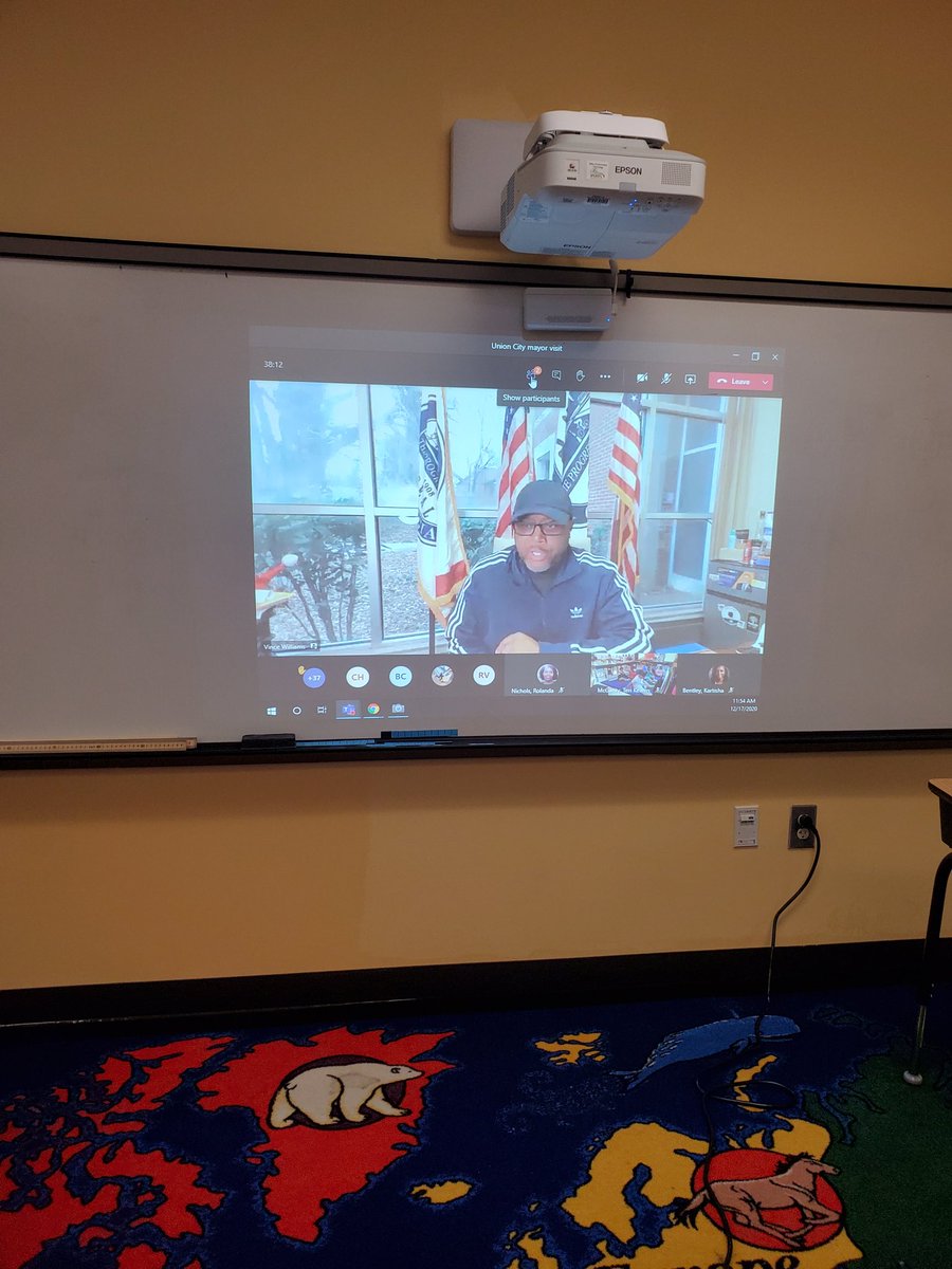 williamsa976's tweet photo. We enjoyed having Mayor Vince Williams @vrw11 speak to the 2nd graders about his job as the Mayor of Union City! @ShawannaBArnold @TishaBentley @gyimah_whitaker #SecondGrade #GullattEagleAllStars #FutureMayors #CultureMatters https://t.co/XoS1Tq60vM
