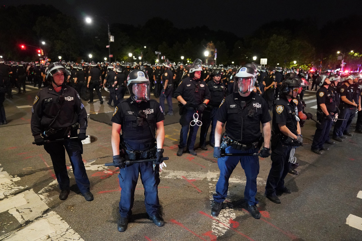 NYPD tactics during George Floyd protests 'heightened tensions' DOI report
