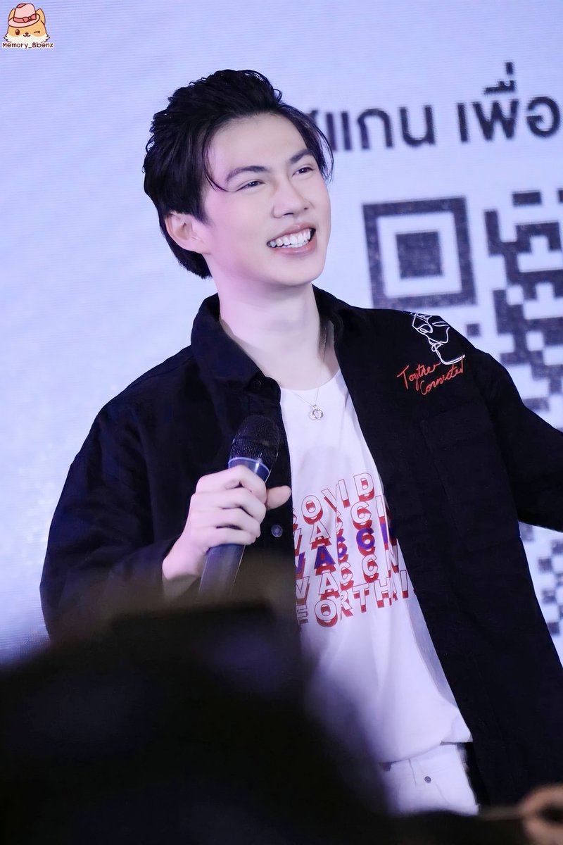 Memory_Bbenz's tweet photo. ให้ความรัก....มันเติบโตในใจ❤️🦊
"พี่ชายกับสิ่งที่ตัวเองรัก..คือความสดใส"
#VDayxBENZALERT
#BENZALERT 
#แบตเตอรี่ของอเลิ๊ต https://t.co/UeVjImw3Mr