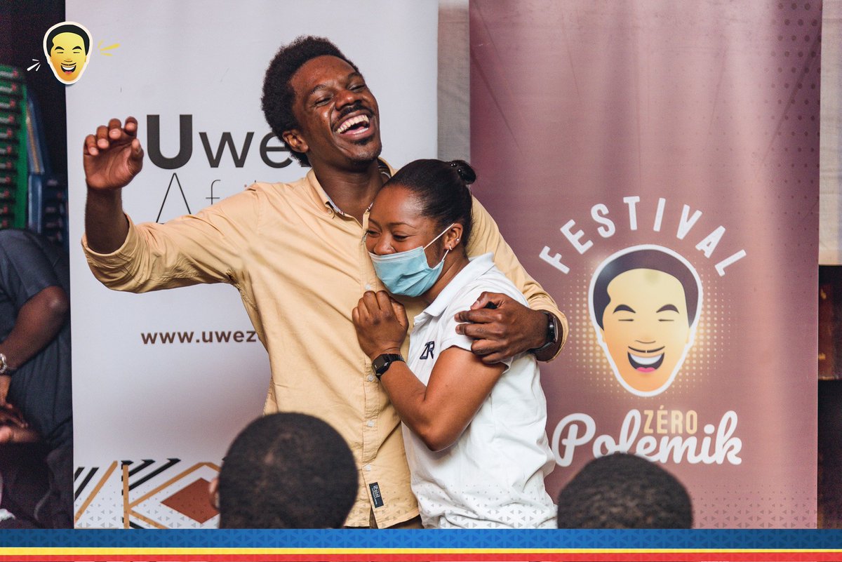 Il fut un temps où l’humour épousait l’humeur.
Hier soir le tour était à Zéro Polémik d’épouser l’humour et de l’offrir au public qui a toujours été là 😉 
On se donne rendez-vous en streaming pour la suite. Mesure présidentielle exige!
<a href="/BinKabodjo/">Joyeux bin Kabodjo</a> <a href="/blackdelite3/">ELN black</a> @BukavuExplorer