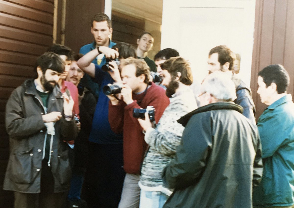 October1987, my first visit to #FairIsleFriday here’s one of the many amazing birds  I saw; anyone like to id the bird or the birders!