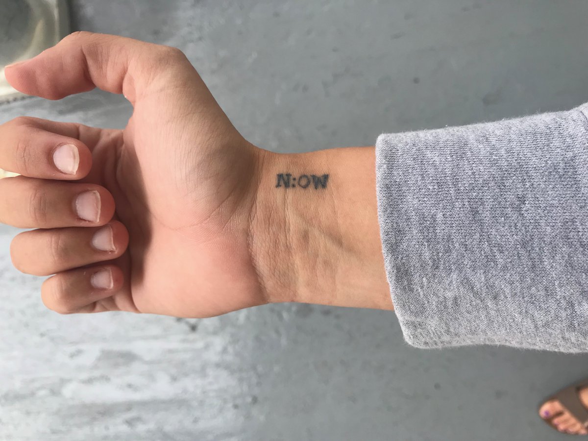 BrianCainPeak's tweet photo. WOW - This #MPMAthlete was so inspired by both the "One Word Brand" concept we've been talking about and those Jimmy Buffett lyrics from yesterday that she got this Tatoo... #Beautiful #Commitment #PresentMomentFocus #BeWhereYourFeetAre #Legend https://t.co/bZn7i7B9uu