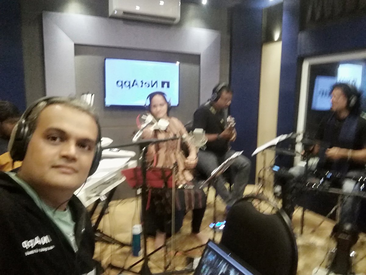 harish128's tweet image. Hosting @netapp customers and partners to a musical night with @RoopaRevathi @NetAppIndia #netappDVC @PAvdL @puneetgupta9999 @ravi_c @SPallottelli