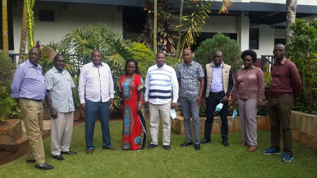 KeForestService's tweet photo. KFS Ag. Senior Deputy CCF Mr. Patrick Kariuki joined a team of highly trained &amp; skilled officers led by the Forest Investment Facility (FIF) Manager Jane Ndeti, who are in Nakuru preparing farm forestry enterprise investment projects for farmers &amp; farmer groups in Kericho County. https://t.co/tQOIJPUimz