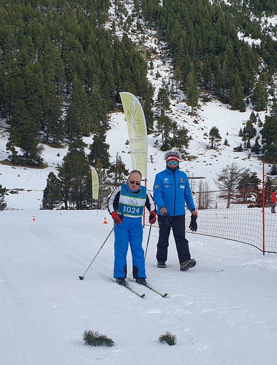 ClubCec's tweet photo. Espectaculares resultados del #candanchuesquiclub Special Olimpic en el Campeonato de España de Esquí Nórdico #FEDDI

En 2.500
Anatoly, Campeón de España
Marcos 3° y Sergio García 5°

Habilidad 1.250
Borja Bolea, Campeón de España 
Toño Trasobares, 3°

Enhorabuena  #campeones💪💪 https://t.co/eMe9esIpUO