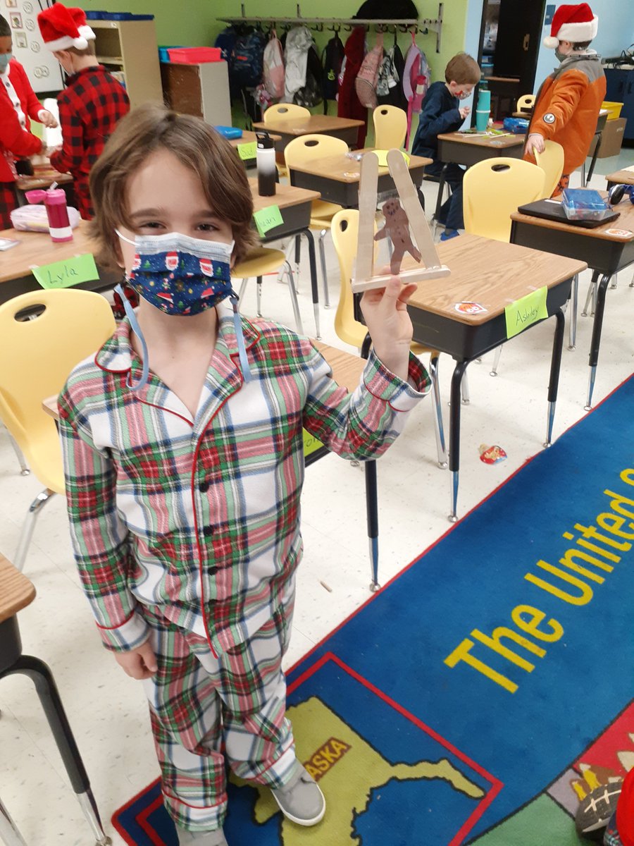sutton2ndgrade's tweet photo. https://t.co/GIItizyG0C