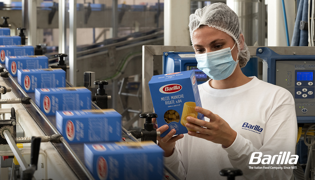 barillagroup's tweet photo. Our special “grazie” to #BarillaPeople: in addition to the traditional annual bonuses, we will distribute a total amount of 11 million euros to our employees around the world. A sign of appreciation for the dedication demonstrated in 2020 - via @Reuters https://t.co/tm2cjCgJH0 https://t.co/YvFVN63G13