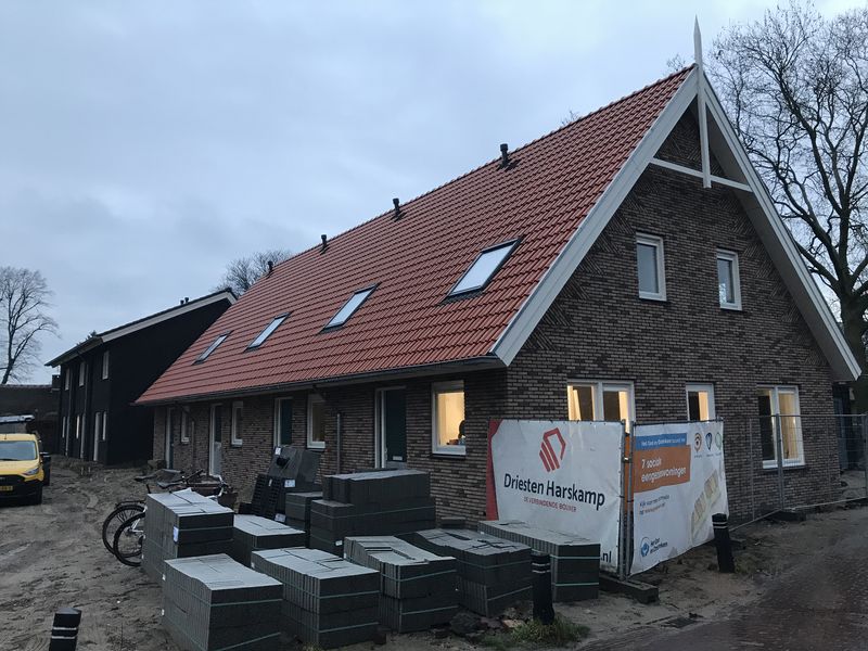 Vanaf vandaag is het zover! Dan start op WoningNet de inschrijving voor de 7 woningen op de voormalige plek van de Brandweerkazerne in Blaricum Dorp. Belangstellenden kunnen zich inschrijven tot en met 28 december, 09.00 uur bit.ly/38kvzxC