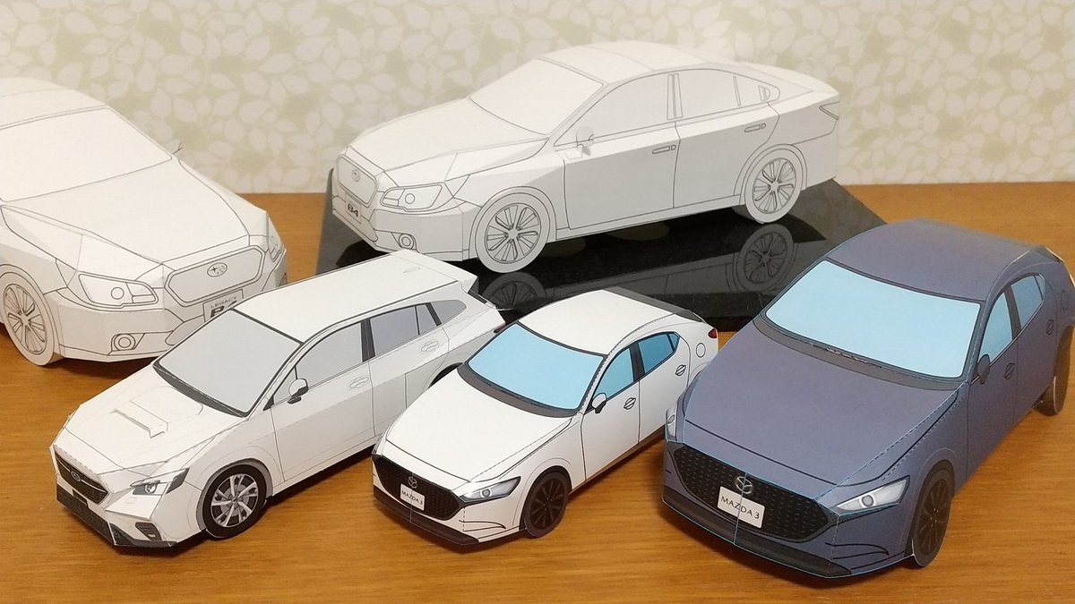 よし ペーパークラフト على تويتر スバル レガシィb4 スバル レヴォーグ マツダ 3 追加で組み立てたペーパークラフトです 大きさを変更し ビッグスケールで組み立ててみました ペーパークラフト スバルレガシィ マツダ3