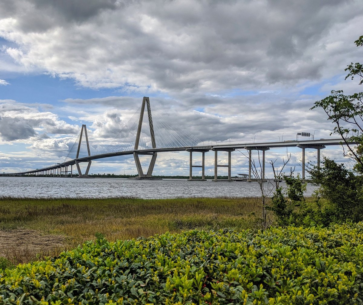 mblshutterbug's tweet photo. 📍 Mount Pleasant, SC
📷 Pixel 4 XL

#MobileShutterbug #MobilePhotography #PhotoOfTheDay #Travel #TeamPixel #Androidography #CHS #CharlestonSC #RavenelBridge #Bridge #Charleston #Lowcountry #River https://t.co/YetY8Nx2YY