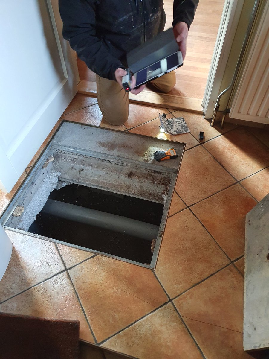 de_buren's tweet photo. Natuurlijk behoort isolatie van woningen ook tot ons dienstenpakket. Spouwmuur-, vloer- of bodemisolatie levert, na kapisolatie het beste rendement.
Onze specialisten komen van tevoren even zien of het allemaal wel kan. Kosteloos vanzelfsprekend. https://t.co/Ld6iNWZnWG