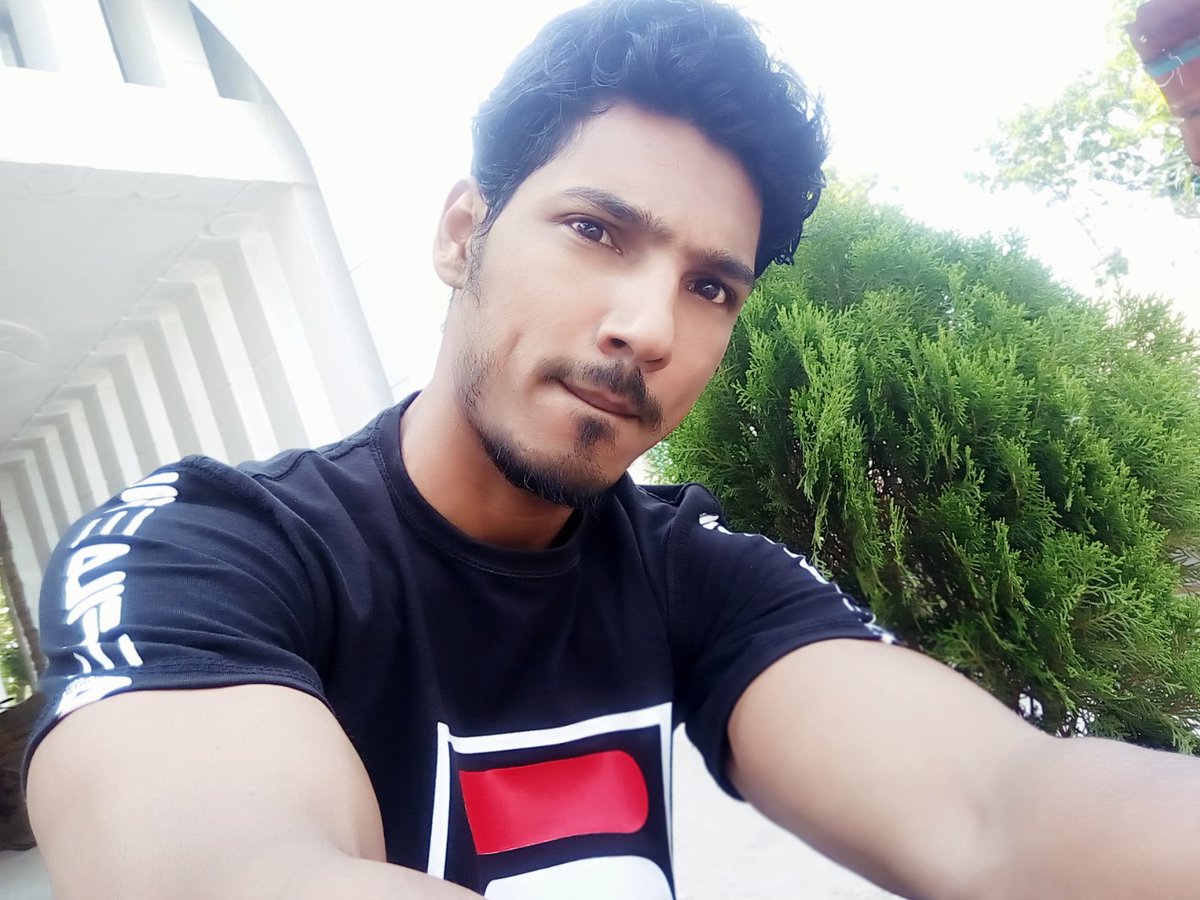 im from Bangladesh
im new for tweeter and im a single boy 
wish i get my life partner