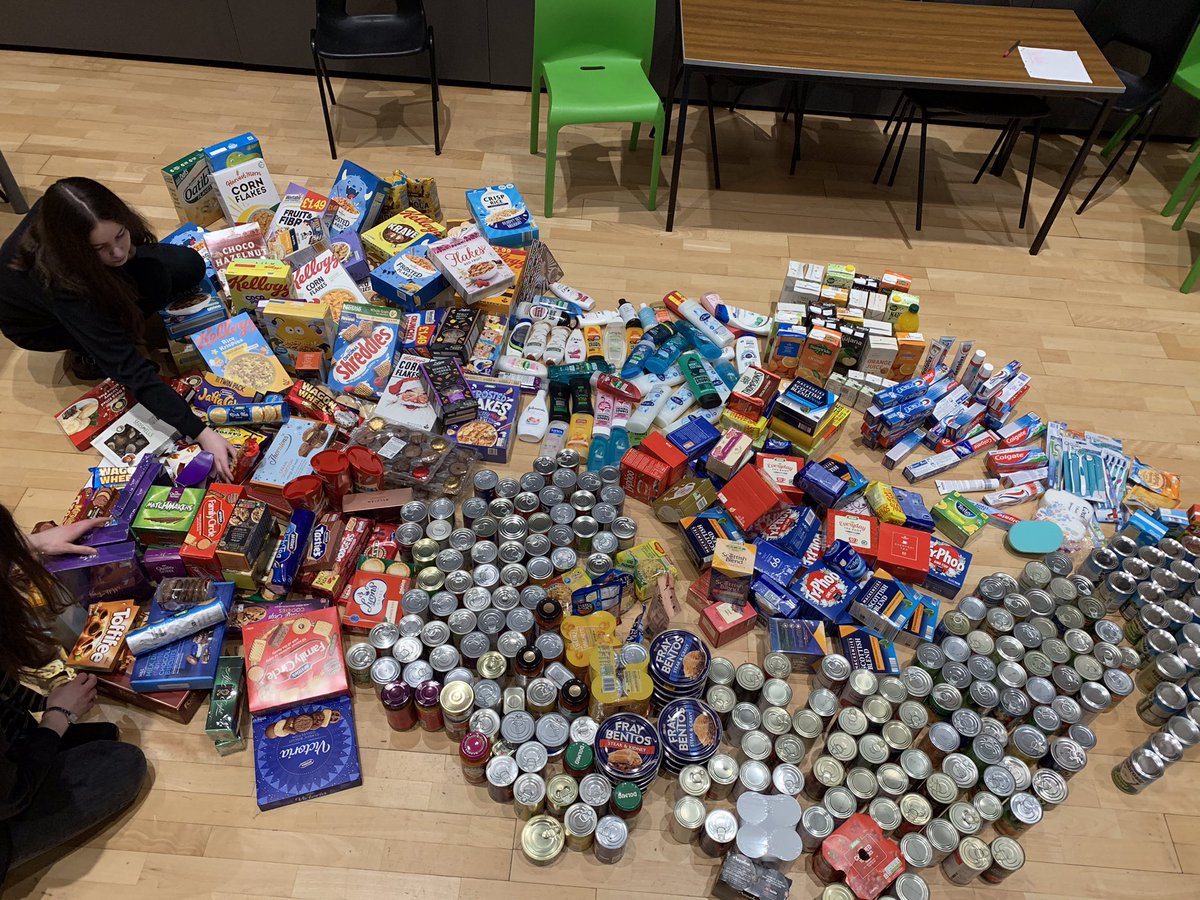LHS12days's tweet photo. And that’s a wrap! All donations are now at the Lochaber food bank. Another thank you to everybody donated! 🥰 https://t.co/bDvwTtwcCM