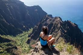 diamondheadhike's tweet photo. Nualolo Trail is a 7.5 mile round trip trek  on Kauai, check it out! #hike #alohadiamondheadhike 
#hawaii #kauai https://t.co/oAk4WztOaK