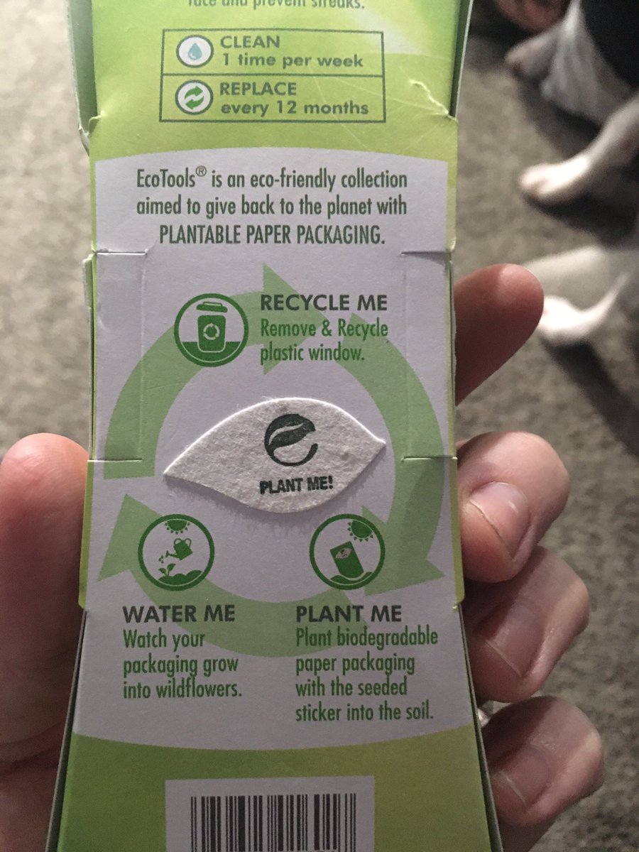 TheWobbleQueen's tweet image. BRAHHH! 

My fiancé got these for me for our anniversary this year🥺🥺🥺

You pop out the little plastic window &amp;amp; then you PLANT THE WHOLE PAPER PACKAGING &amp;amp; IT HAS WILD FLOWER SEEDS IN IT!!! 😳😳😳
  
I’M SO EXCITED, I CAN’T WAIT TO PLANT THEM 🖤🖤🖤 #ecotools #ulta