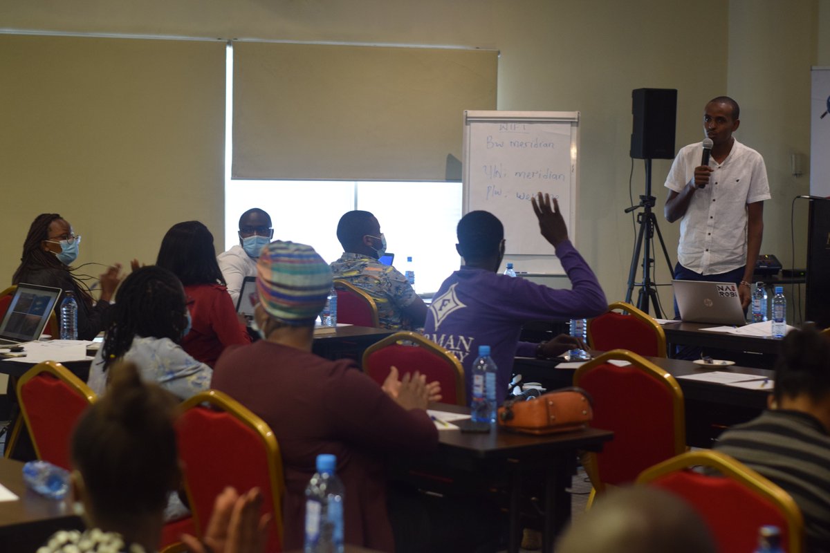 youthagenda254's tweet photo. #WajibikaKE
Our M.E.L officer, Mr. @Sir_Edin presented the Citizen Perception Findings on #OpenContractingMonitoring. This study that was done in the 17 Sub-counties of @047County
#InvolveYouthKE
#YesYouthCan
@UNDPKenya @amkeniwakenya @FordFoundation @MoICTKenya @ICTAuthorityKE https://t.co/Pj5P9LWoq4
