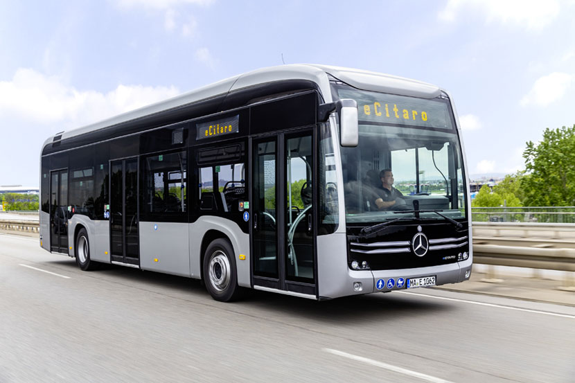 bustocoach's tweet photo. December 18, 2020 - Solid-state batteries eCitaro for Bremen 
The five #Mercedes eCitaro buses recently commissioned in Bremen, Germany, will be equipped with solid state batteries...
-- > https://t.co/gkL9yF39AY < -- https://t.co/zMCK08ojmA
