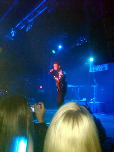 Kaila_L_K's tweet photo. 10yrs since I seen @JesseMcCartney at the Kissmas concert in NC....it was technically my sons first concert too since I was 5 months pregnant lol, didn't stop me from having a good time with my friends! https://t.co/I5lTHFS6Et