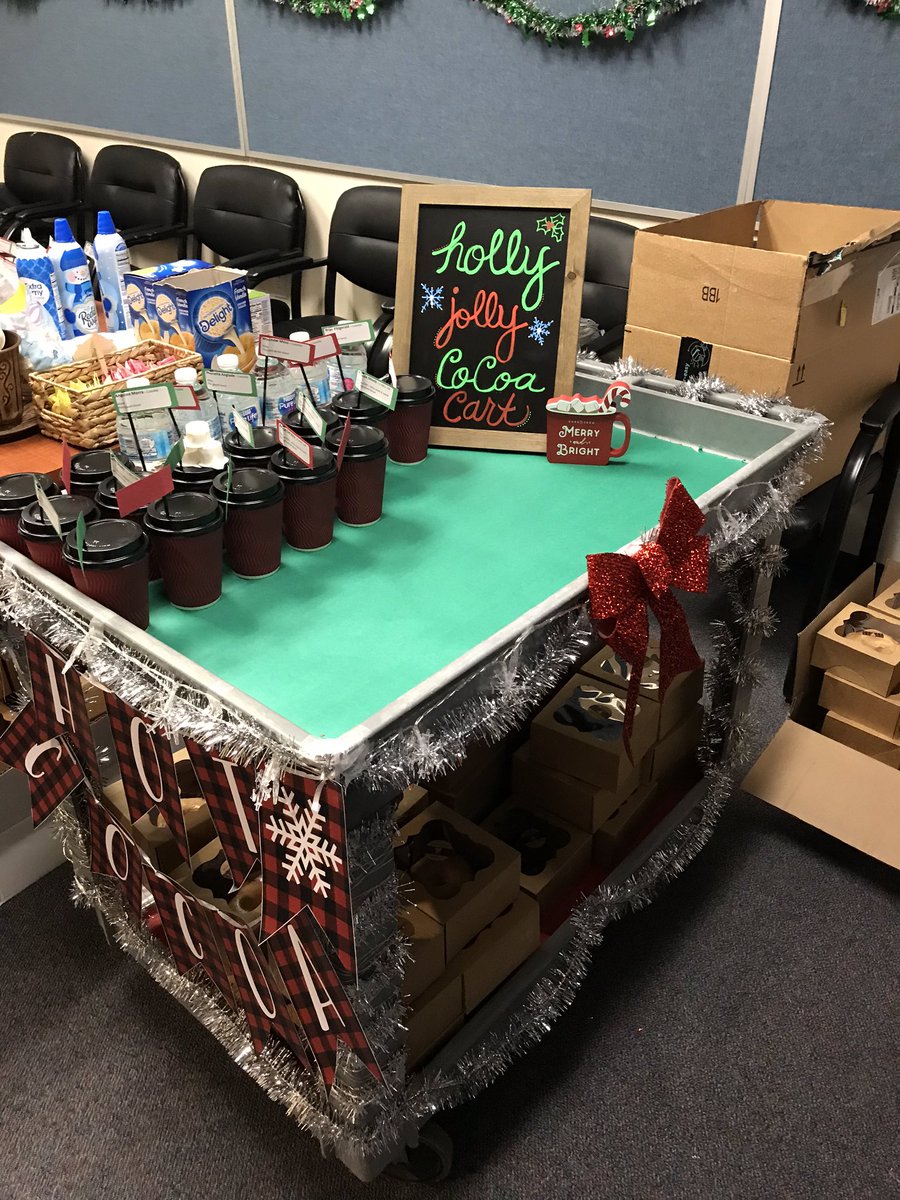 BTMSSTEM's tweet photo. Thank you to our wonderful office staff and all their hard work and creativity!! Coffee and donuts on this chilly morning hit the spot!!! Yummy!!! Getting in the holiday spirit @BTMSeagles 🍩🥛☕️🎄☃️ https://t.co/QIAAgDWi3g