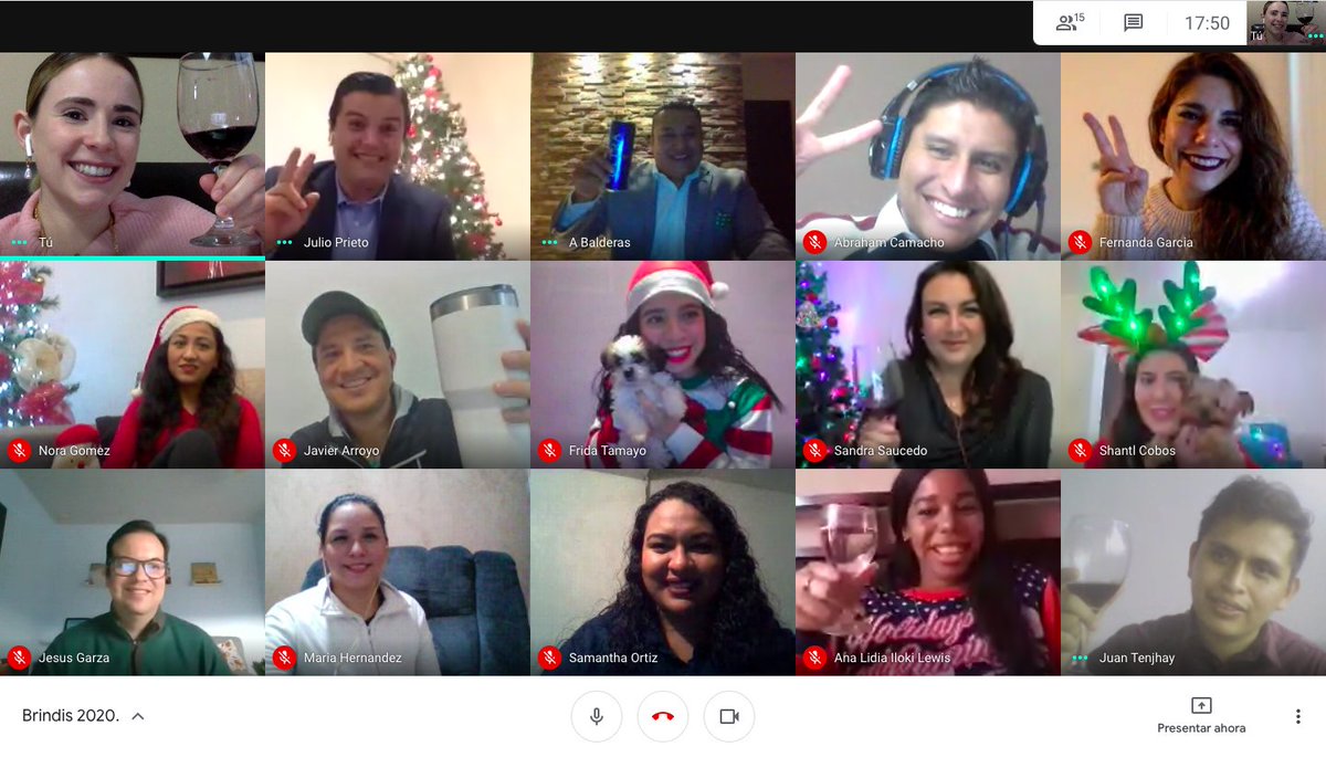 planbsys's tweet photo. El día de ayer tuvimos nuestro #Brindis2020, donde agradecimos y compartimos el excelente año que vivimos y nos preparamos para el 2021 que se viene aún mejor.

plan B les desea a todos... ¡Felices Fiestas! https://t.co/fjLrZ8iH9b