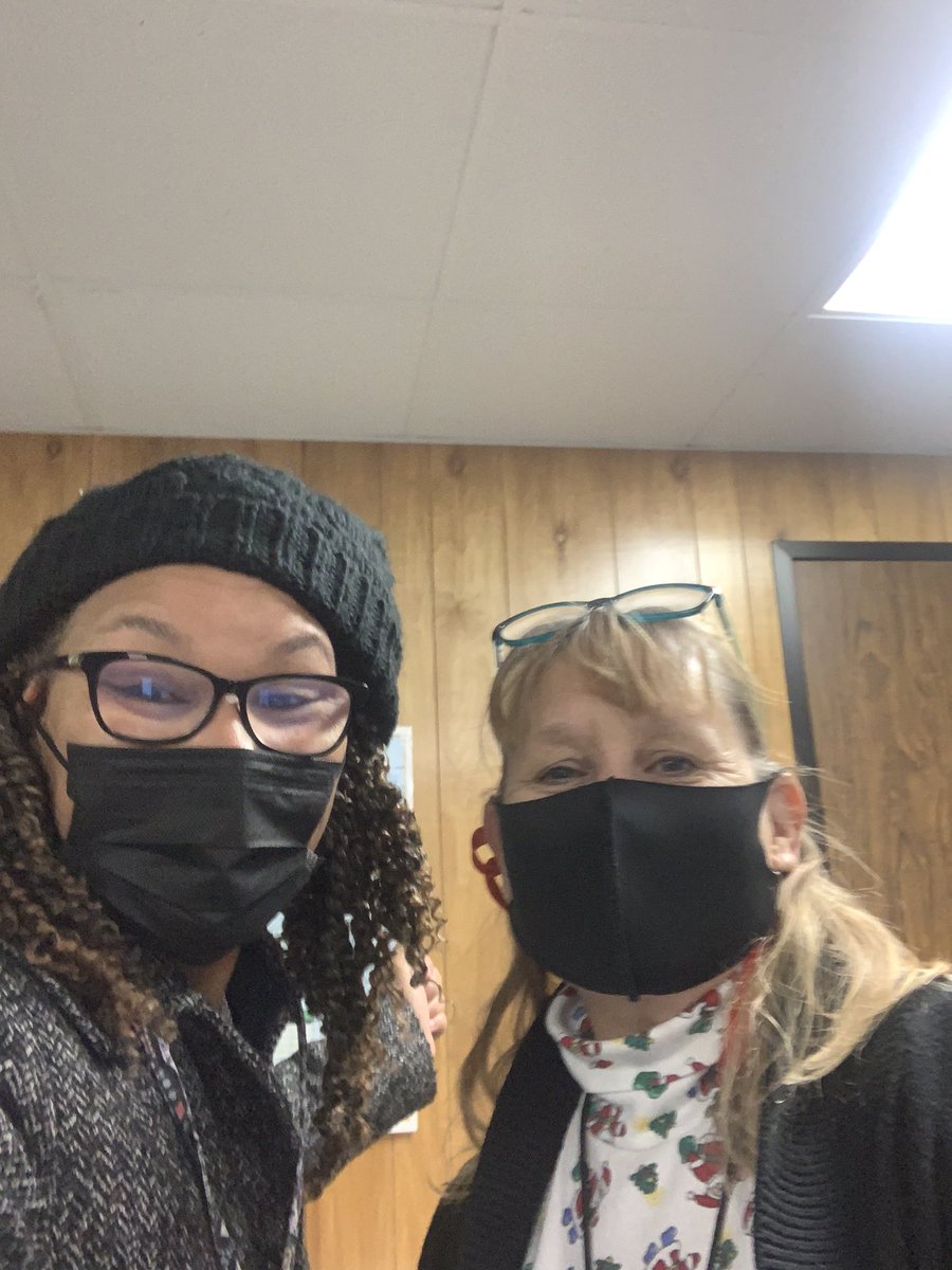 lewcookie's tweet photo. I believe it’s safe to say that EVERY teacher is “happy as a lark “ today. It’s been a tough year but we’re all healthy and happy to serve the children! #0CASES in NAC @CypressRidgeHS . #enoughalready2020 #wemadeit @CFISDELs https://t.co/HJoT9DaFdA