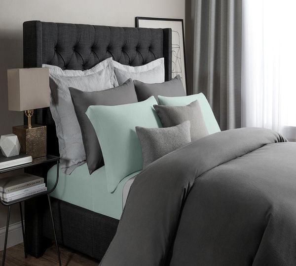 BriarwoodHome's tweet photo. Rest lavishly in our 100% modal sheet sets, made from a blend of modal, pure cotton and jersey knit!
Color Blue Haze \ Twin Size Available in Stock!
https://t.co/86AA5n44WO
#Solid #Modal #SheetSets #Imported #HighestQuality #Comfortable #Modalsheets #sheetsets https://t.co/g9OyQXeBHA