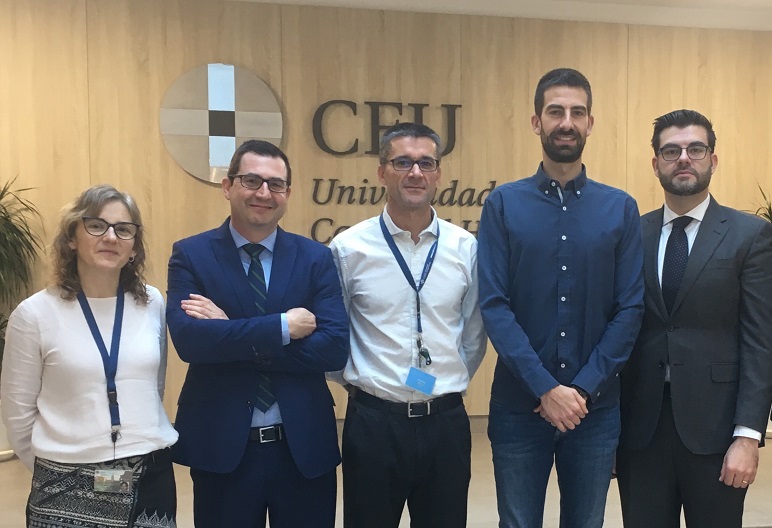 ValenciaNews_es's tweet photo. Investigadores de la CEU UCH reducen las lesiones en carrera de jóvenes triatletas aplicando inteligencia artificial - Lee más noticias a través de este link https://t.co/j26FGjTjjl
@uchceu
#Triatlón
#InteligenciaArtificial
#GaitRetraining https://t.co/PkySYYjqZo