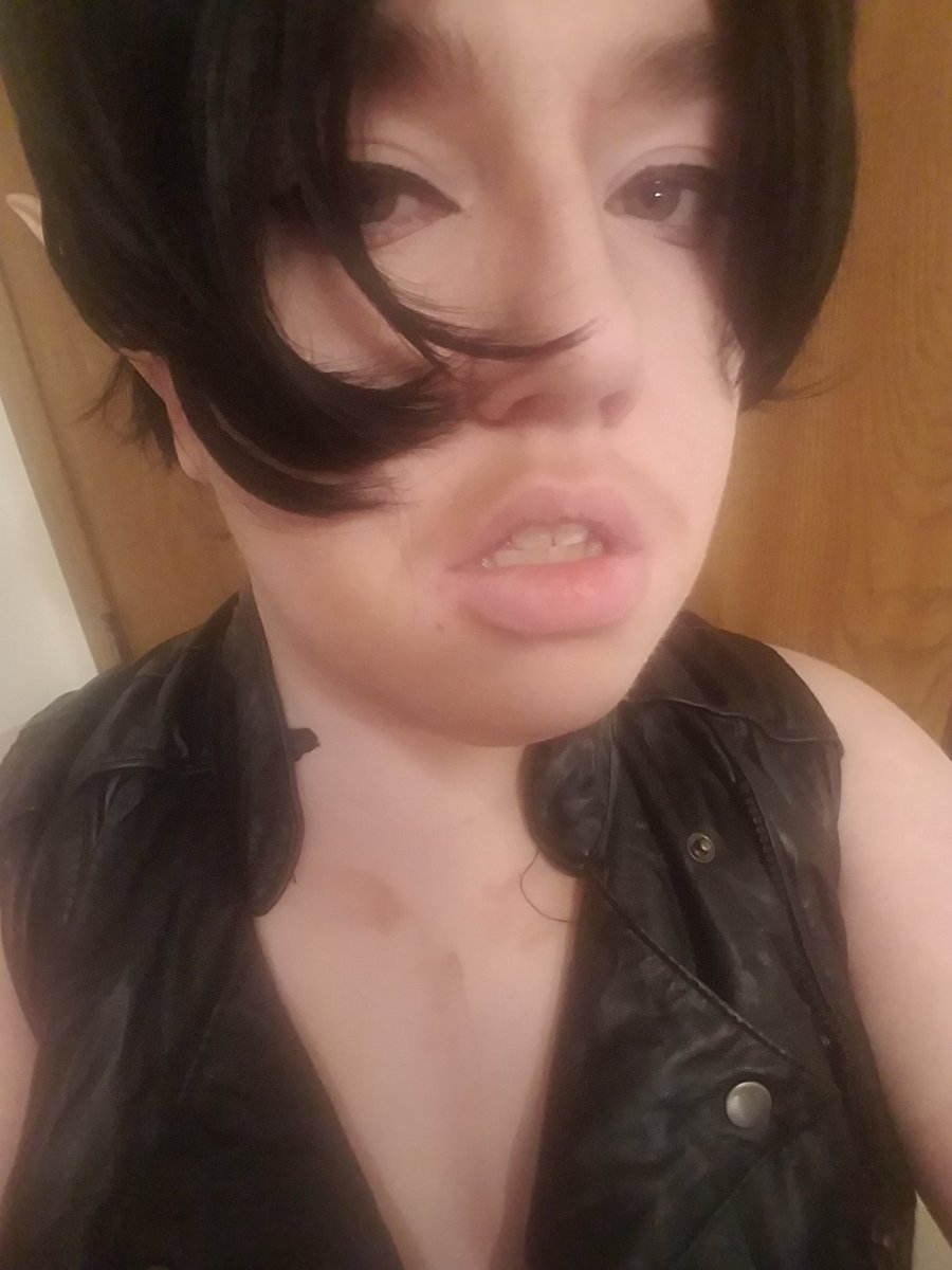 HeavenFindom's tweet photo. you don't deserve My time or My cock. but if you want My attention, start sending. maybe I'll be nice and give it to you.

findom . whale sub . wallet drain . wallet rinse . moneyrinse . paypig . cashpig . domme . alpha . cuck . paysub https://t.co/6K6PHNFeXQ