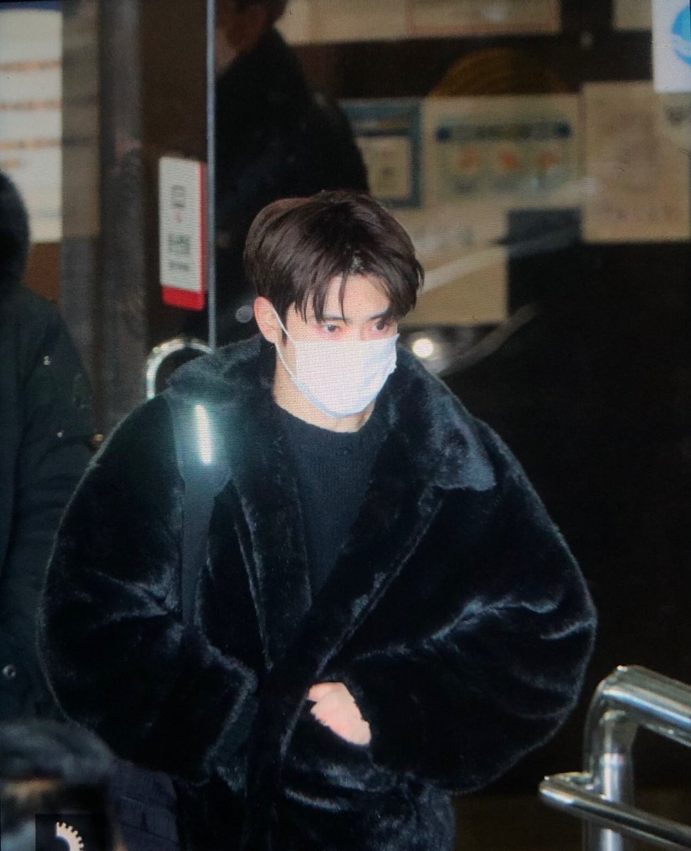 jjhperhour's tweet photo. (cr to owners)

#JAEHYUN #재현 #NCT https://t.co/VyVglfBsZy