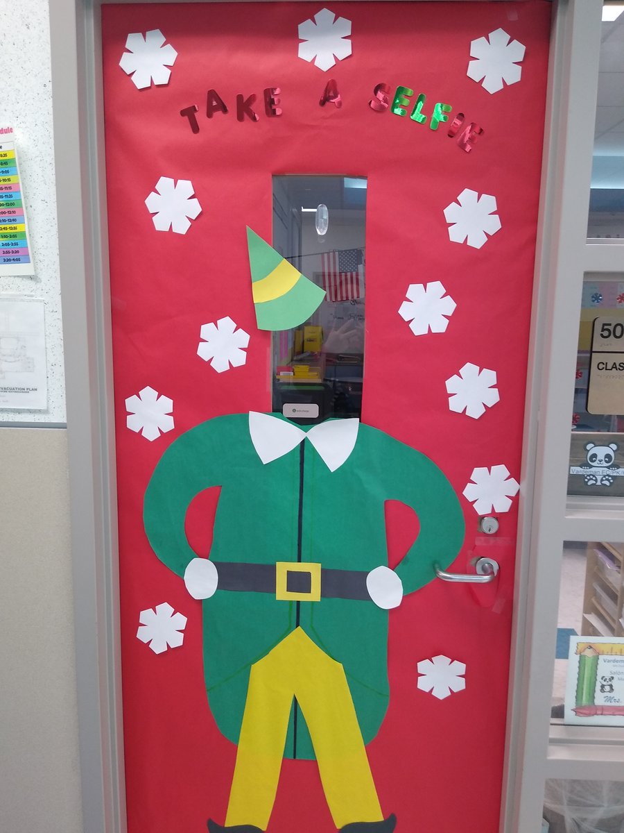 Vardeman_AISD's tweet photo. Our Holiday Door Decorating Contest has had great participation! #pandapride #creativity #VardemanExpress https://t.co/2LA9LwapMG