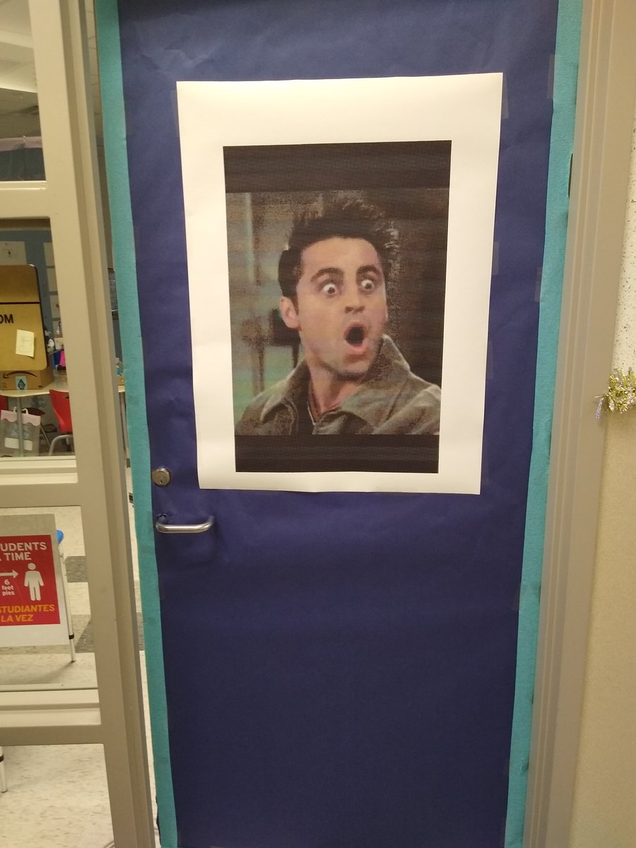 Vardeman_AISD's tweet photo. Our Holiday Door Decorating Contest has had great participation! #pandapride #creativity #VardemanExpress https://t.co/IKctqNcpJP