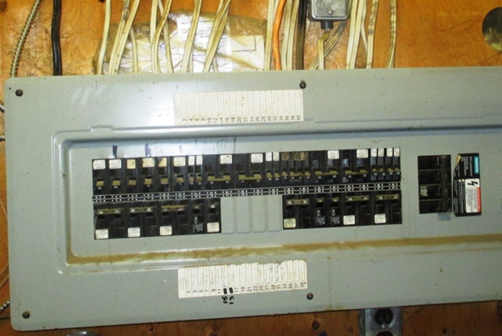 PrevTech_Innov's tweet photo. Fire prevention tip Friday: Wire connections in a panel box should be regularly inspected and maintained by a licensed electrician to ensure proper function and maintain performance. #fireprevention #prevtech https://t.co/0m7VWupSQx
