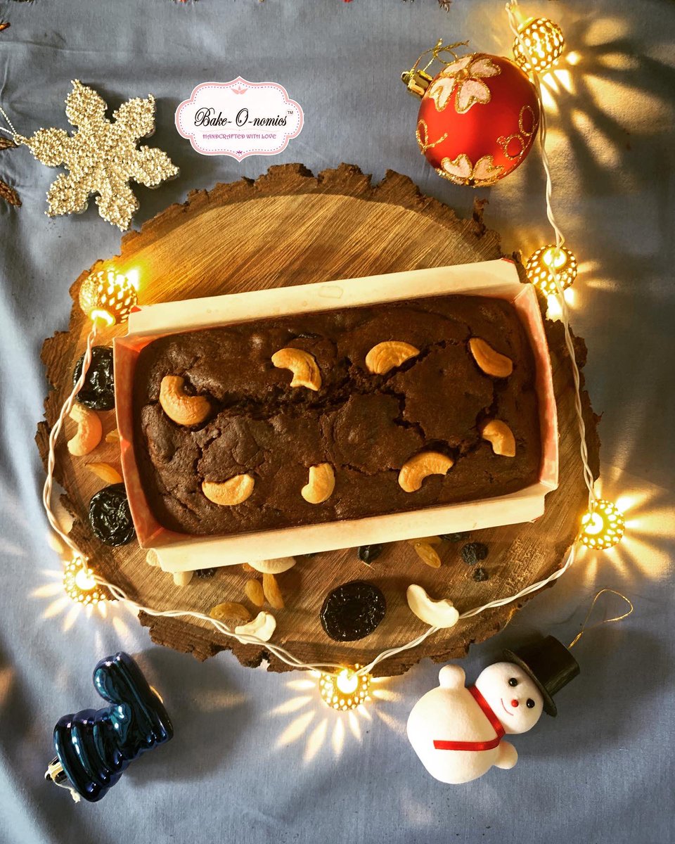 Bakeonomics's tweet photo. Drunken Chirstmas Plum Cake
⠀
This one is called drunken because its high on #rum 🤪
⠀
Kindly be responsible DO NOT EAT AND DRIVE 😂
⠀
Also making non-alcoholic Plum Cakes

#bakeonomics #puneeatsout #punebaker #cakepic  #homebakerspune #pune #punefoodie #boosycake #plumcake https://t.co/4z9leSA3Qp