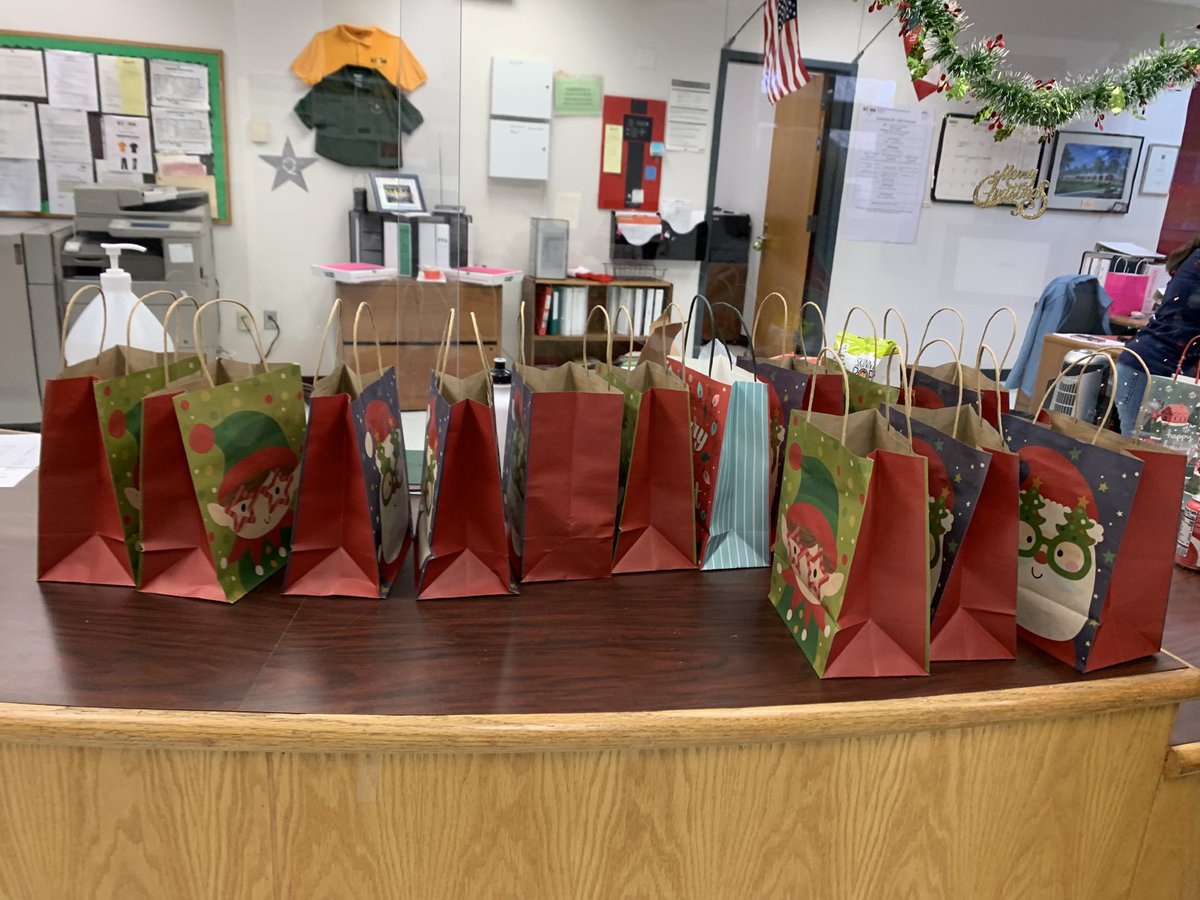 Tameca Ward (@tamward_1913) on Twitter photo <a href="/QMSSTARS/">Raul Quintanilla Sr. Middle School STEAM Academy</a> “Popcorn and Pop” for our advisory classes with the most participation for HS Night. Delivery for virtual students. <a href="/SHussainDISD/">Salem Hussain</a> <a href="/QMSSTARS/">Raul Quintanilla Sr. Middle School STEAM Academy</a> “Popcorn and Pop” for our advisory classes with the most participation for HS Night. Delivery for virtual students. <a href="/SHussainDISD/">Salem Hussain</a>