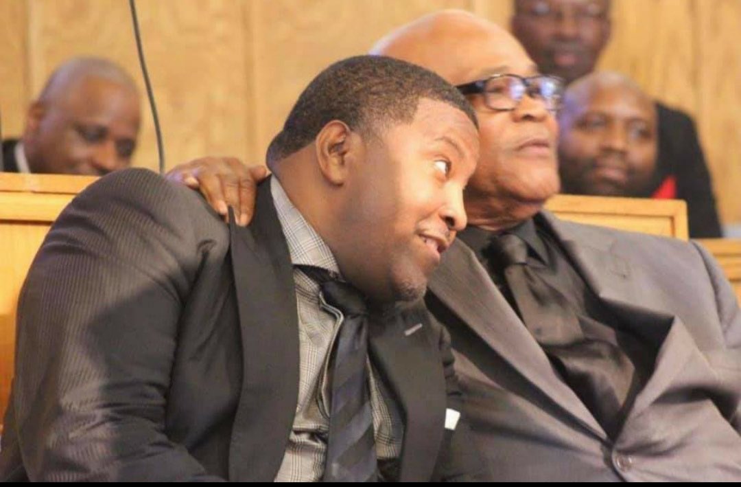 E. Dewey Smith tweet media