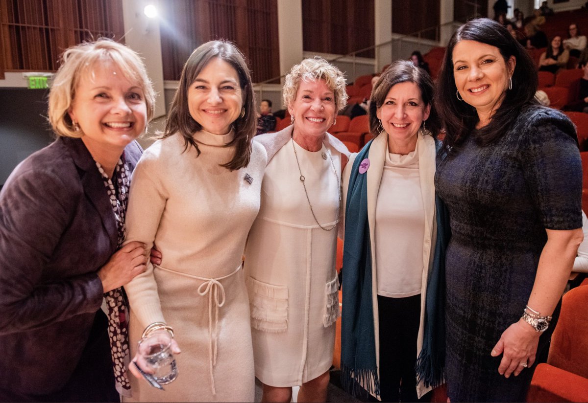 INSuffrage100's tweet photo. Earlier this year we collaborated with @thepolicycircle to launch a new brief on Indiana women's suffrage and to unveil a special commemorative artwork by Walter Knabe. #19Moments https://t.co/8gNdhwYnbD https://t.co/FcoI0D0mui