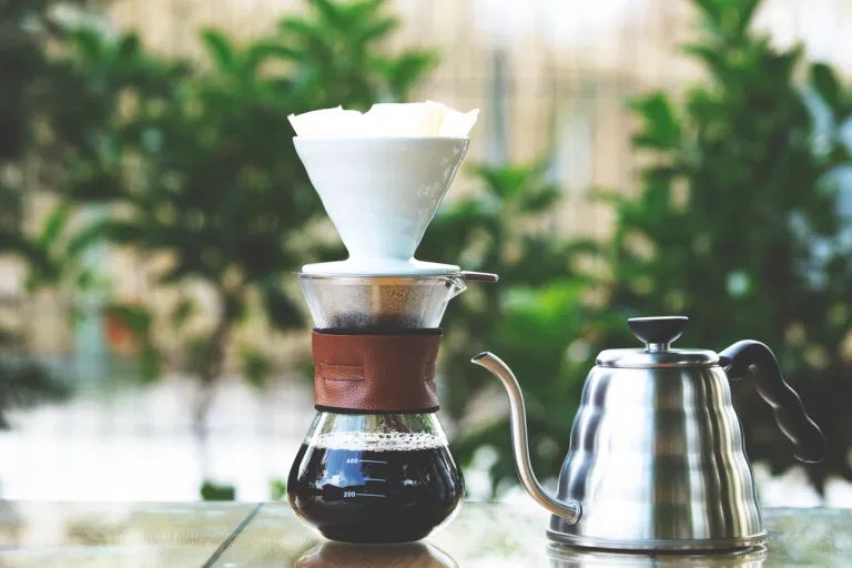 Evde iyi kahve içmenin 6 kuralı ☕️

istanbullife.com.tr/yeme-icme/evde…