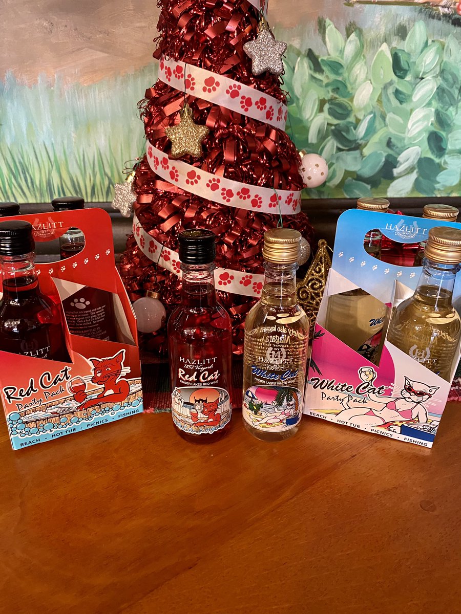 Last minute stocking stuffer idea: Red Cat and a White Cat Kittens🎄

#stockingstuffers #redcatwine #whitecatwine #myflx #hazlitthappy