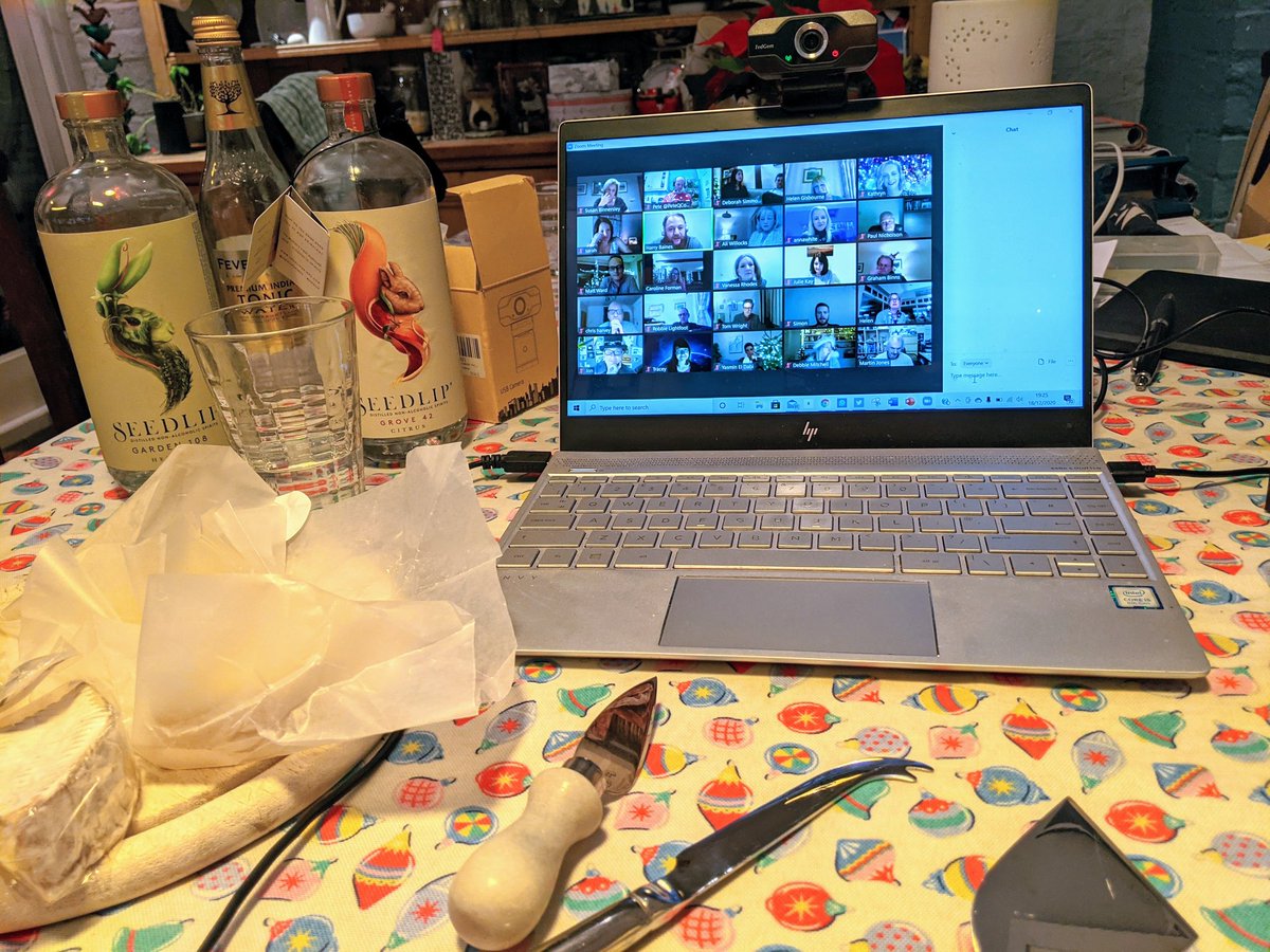 Today's view from the <a href="/h2hltd/">Susan Binnersley</a> 'office' (party) #HoHoHo
