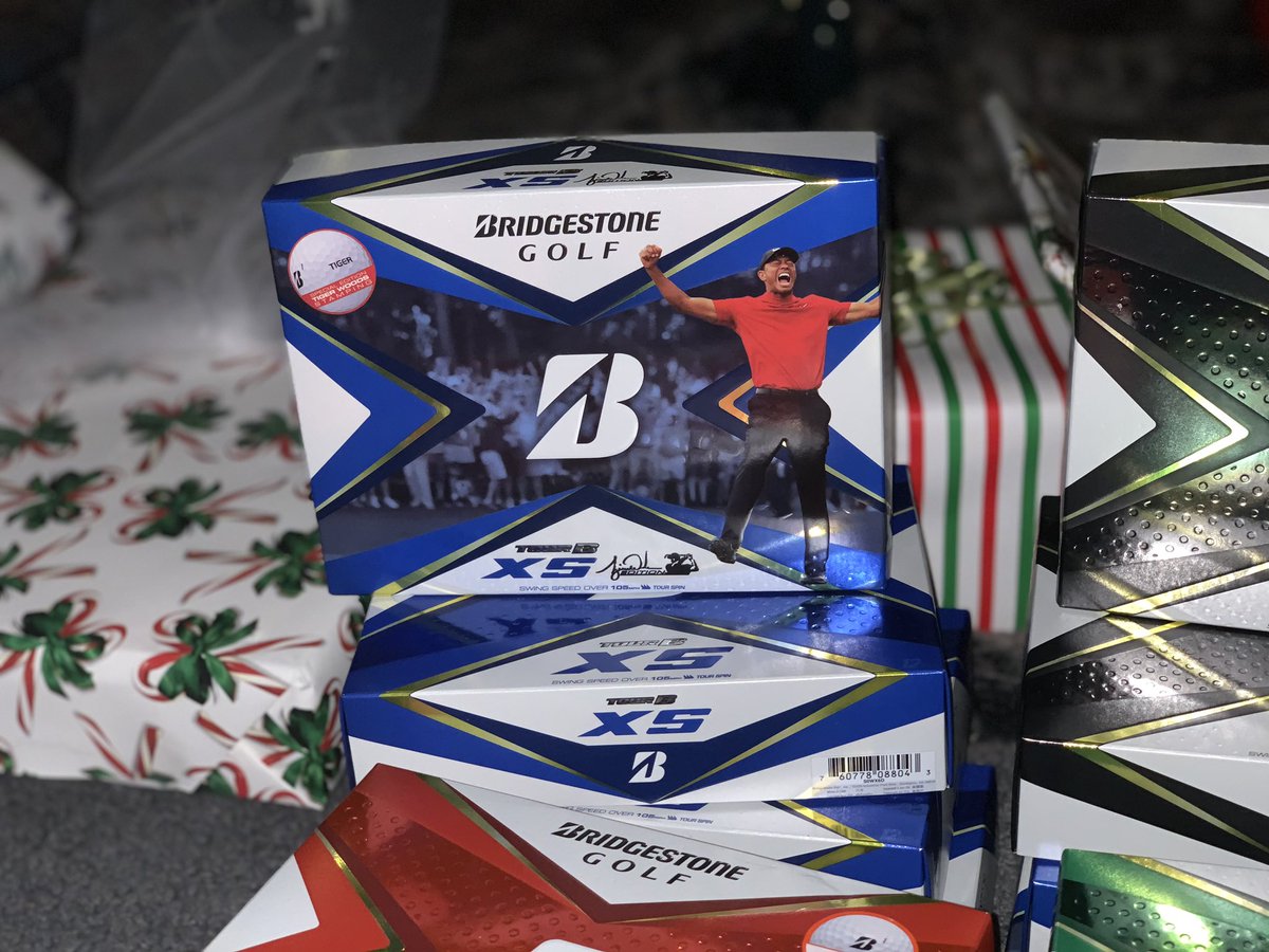 PGAPappas's tweet image. Santa Emergency Holiday Stimulus Package GIVEAWAY (PGAPappas 12 Days of Christmas)

🎁 Full YEAR’s SUPPLY of Bridgestone Tour B Golf Balls (choose Tour B X, XS, RX, or RXS)

To enter:
🎄Retweet
🎄Follow @PGAPappas &amp;amp; @bridgestonegolf

Release The Kringle! pgapappas.blogspot.com/2020/12/santa-…
